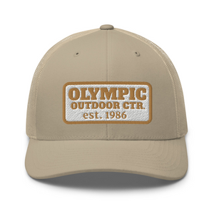 Gorra de camionero retro Olympic Outdoor Center