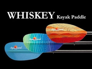 Remo de kayak de dos piezas Posi-Lok de fibra de vidrio Aqua-Bound Whiskey